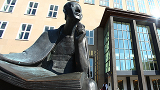 Consultation on the Master's degree application of the Faculty of Arts and Humanities